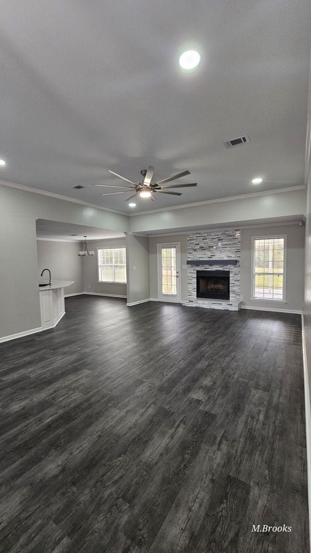 Building Photo - Country living but conveniently located in Kingsgate S/D in North Lowndes County near Moody AFB.