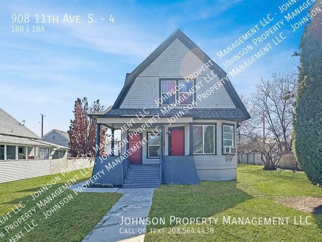 Primary Photo - 908 11th Ave S