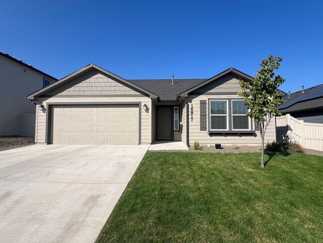 Primary Photo - Beautiful 3 bed 2 bath home in Caldwell ju...