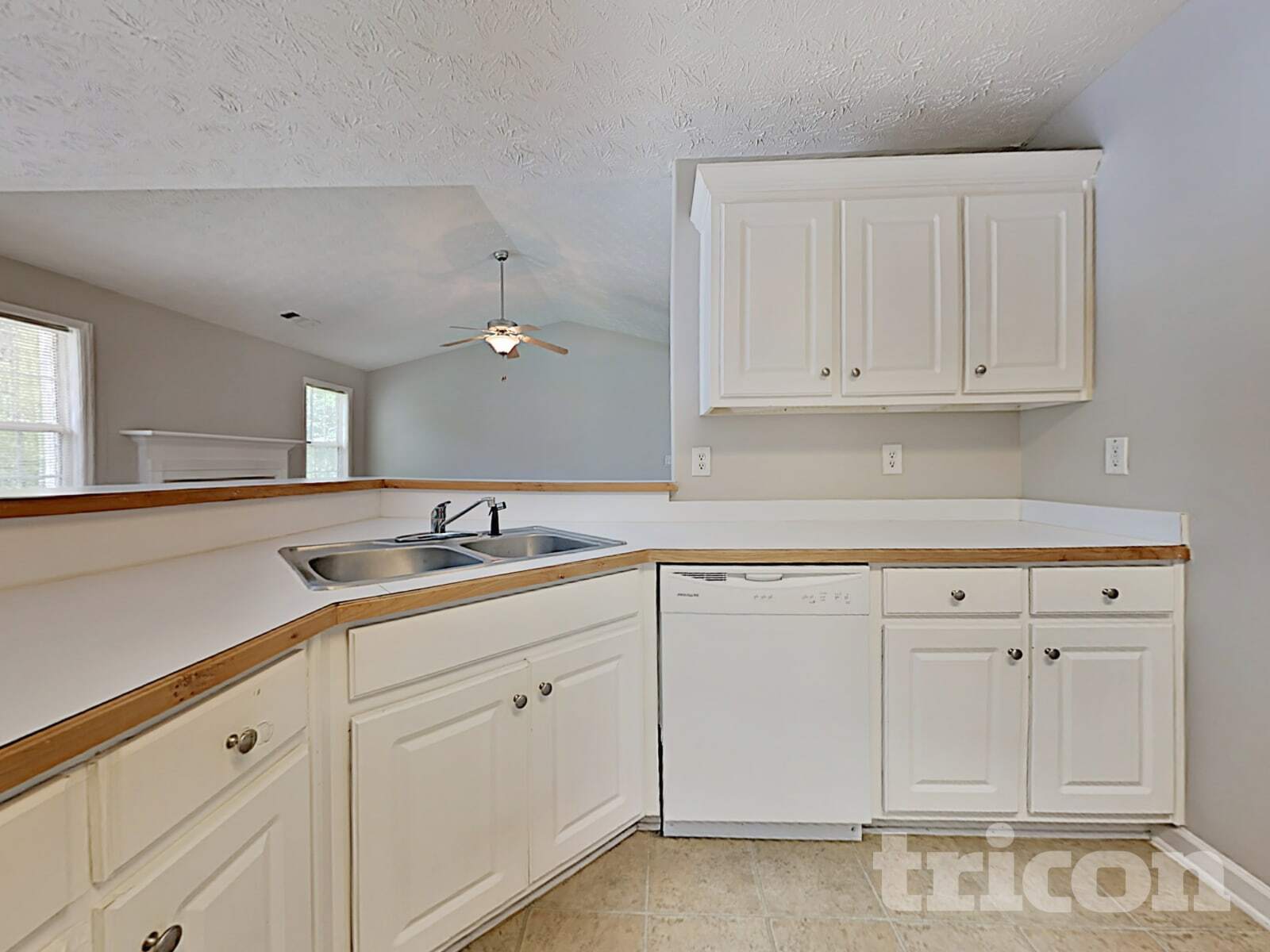 Building Photo - 460 Vinemont Ridge