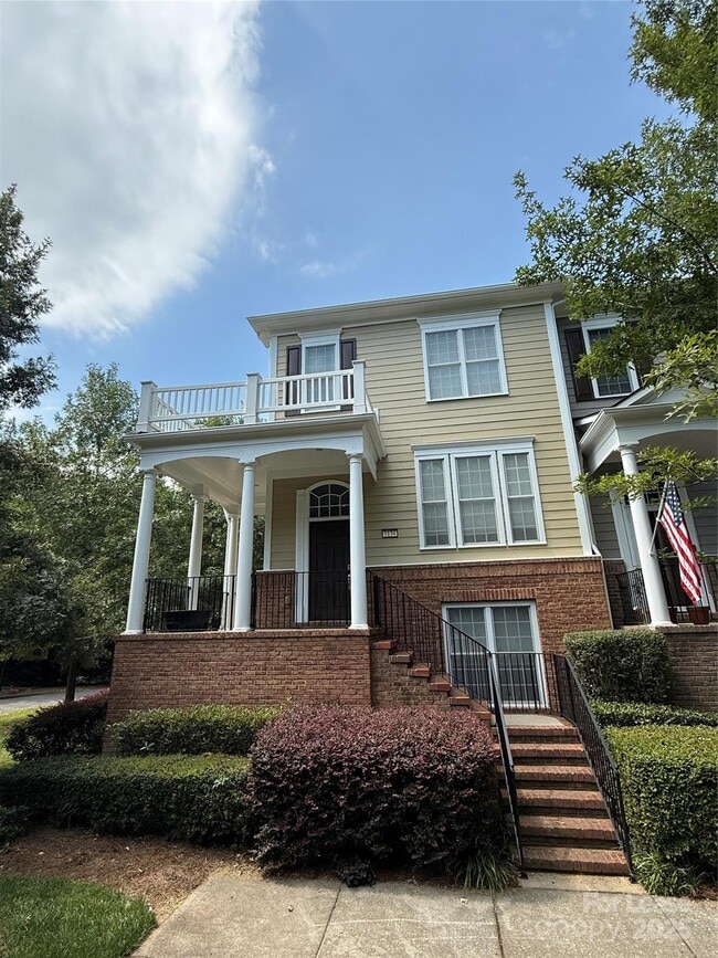 Primary Photo - 1134 Drayton Ct
