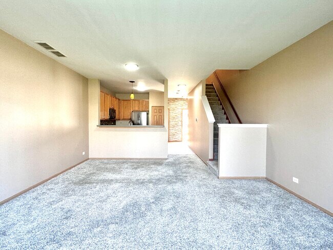 Building Photo - 812 Genesee Dr