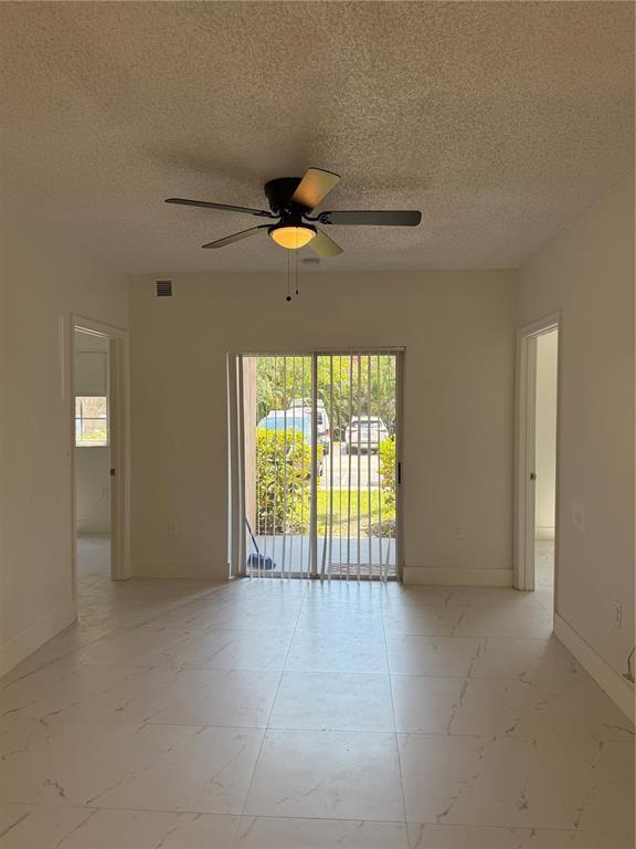 Building Photo - 3221 Sabal Palm Mnr