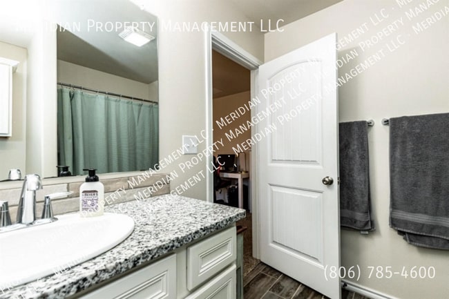 Building Photo - 7456 104th St