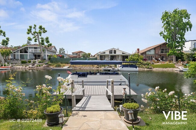 Building Photo - Gorgeous GUARD GATED Westlake Island 3+3 home w/ BOAT DOCK & BOAT!