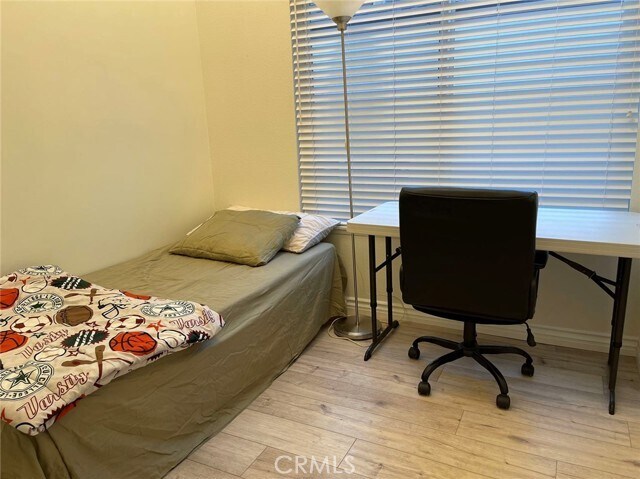 Building Photo - 4231 Manzanita St