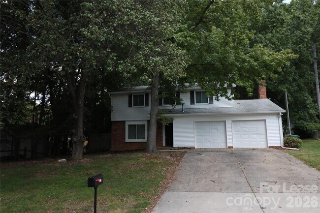 Building Photo - 9211 Nash Ave