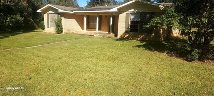 Building Photo - 207 Shepherd Dr