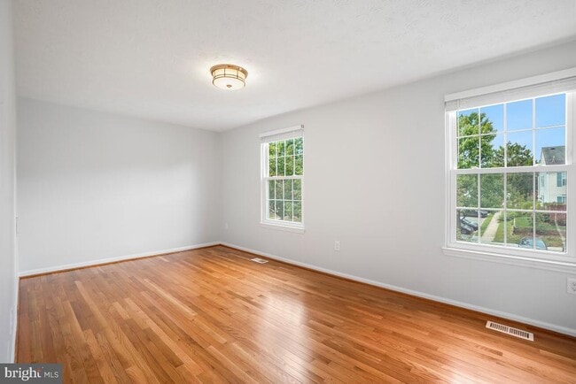 Building Photo - 529 Coral Reef Dr