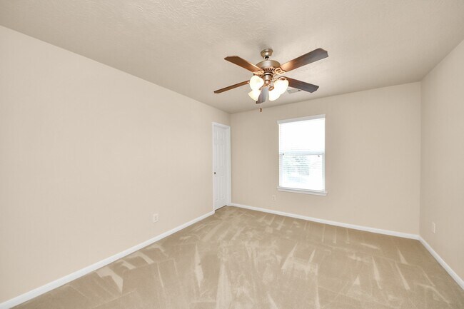 Building Photo - 11034 Kelly Hill Ct