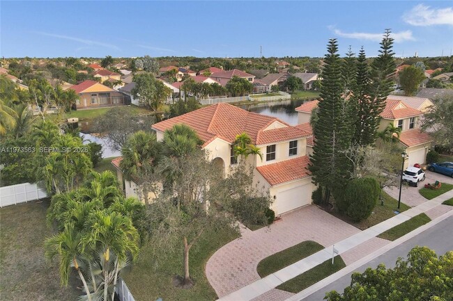 Building Photo - 751 SW 191st Ave