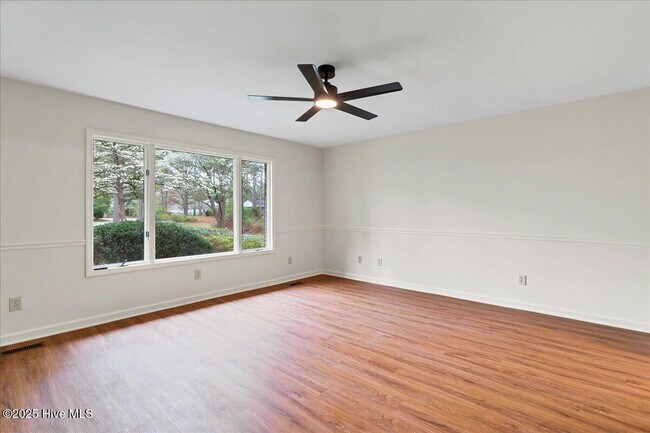Building Photo - 40 Bogie Dr