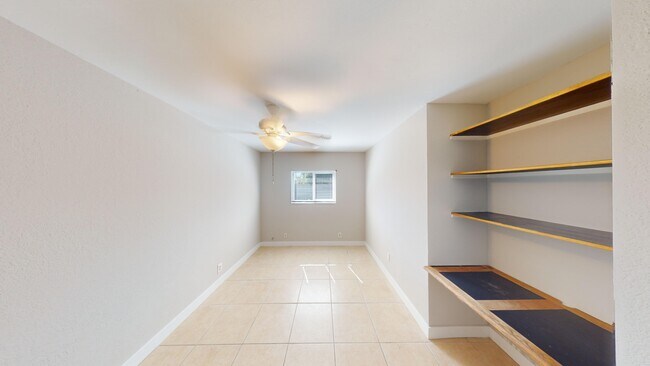 Building Photo - 6145 Mary Ln Dr