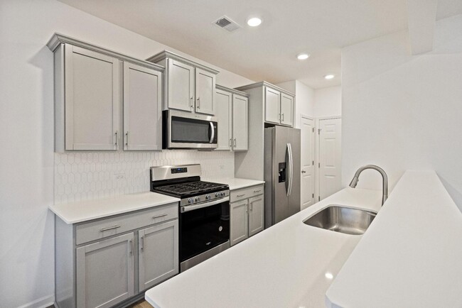 Building Photo - 327 Surfbird Rd