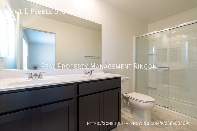 Building Photo - 8741 E Pebble Stone Ln