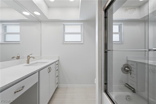 Building Photo - 1235 Par View Dr