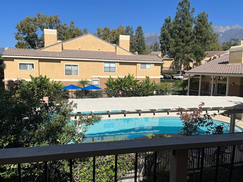 Building Photo - 10655 Lemon Ave