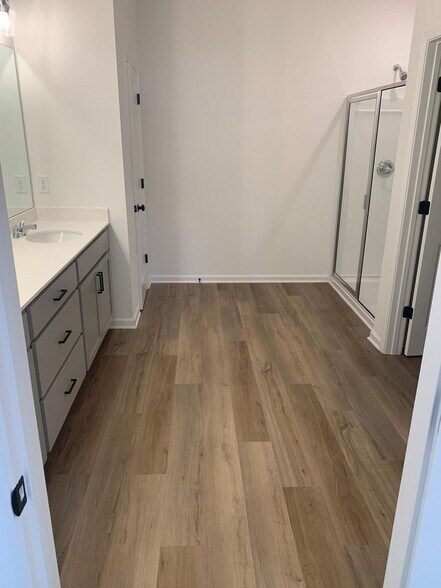 Building Photo - 3138 Marbella Cir