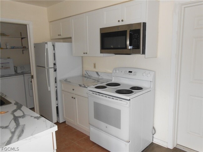 Building Photo - 1516 Lindale Cir