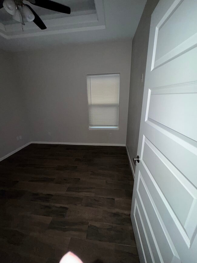 Building Photo - 2005 Jackson St