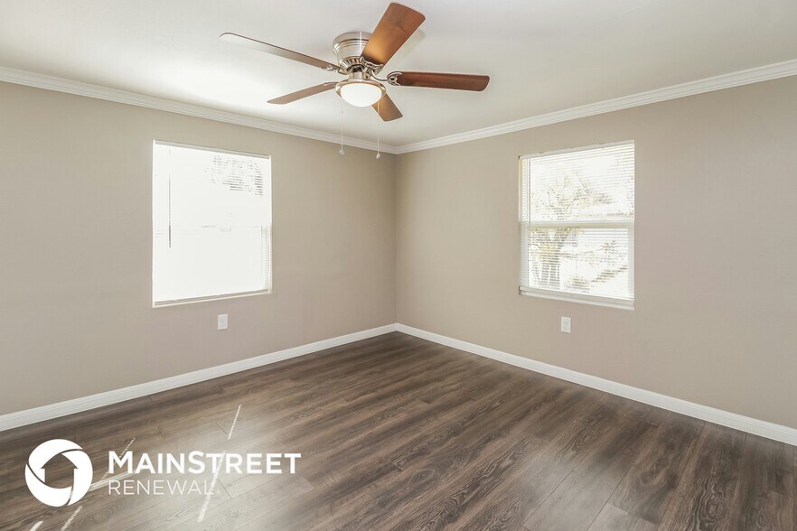 Building Photo - 234 12th Ave