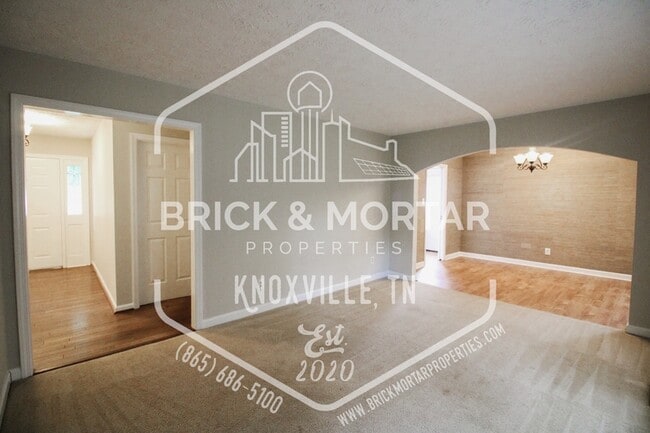 Building Photo - 8637 Glen Echo Dr