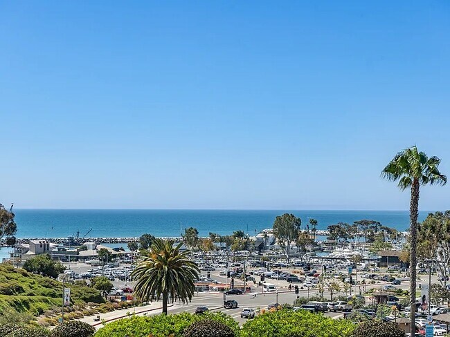 Building Photo - 34300 Lantern Bay Dr