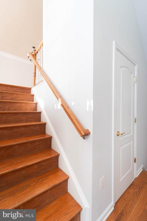 Building Photo - 4631 Carisbrooke Ln