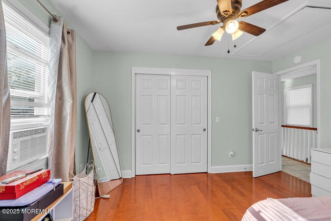 Building Photo - 1202 D St