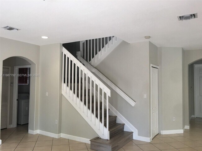 Building Photo - 14512 SW 10th St