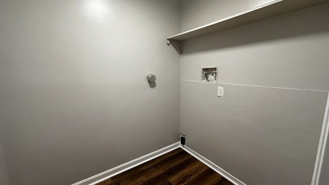 Building Photo - 2706 George St NW