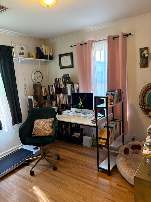 Building Photo - 424 S 69th E Ave