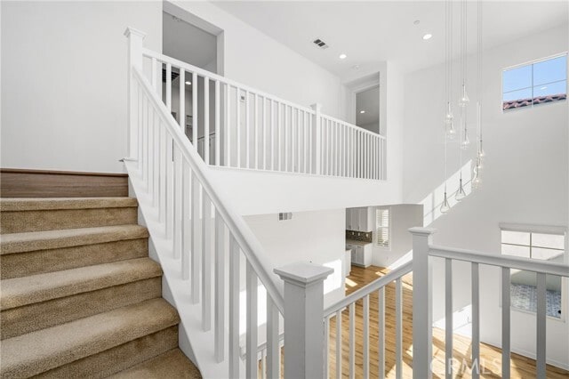 Building Photo - 947 Aurora Ln