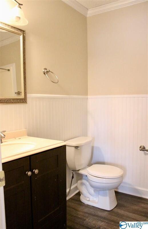 Building Photo - 13923 Hurstland Dr SW