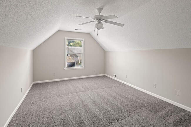 Building Photo - 8 Hadley Park Way