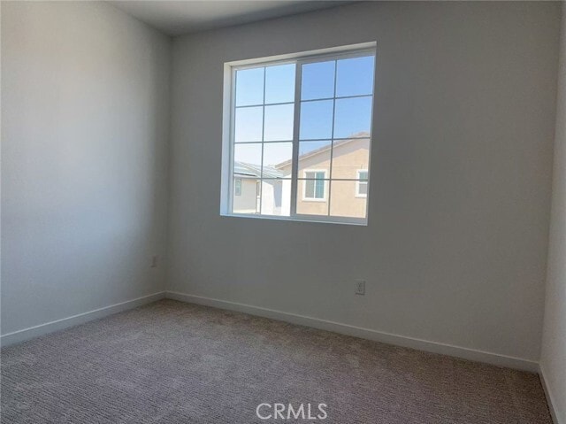 Building Photo - 5985 Huntington Dr