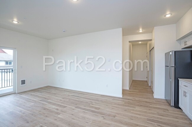Building Photo - 4546 S Junett St