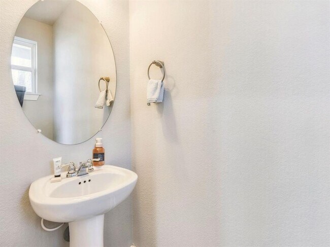 Building Photo - 7001 Brick Slope Path