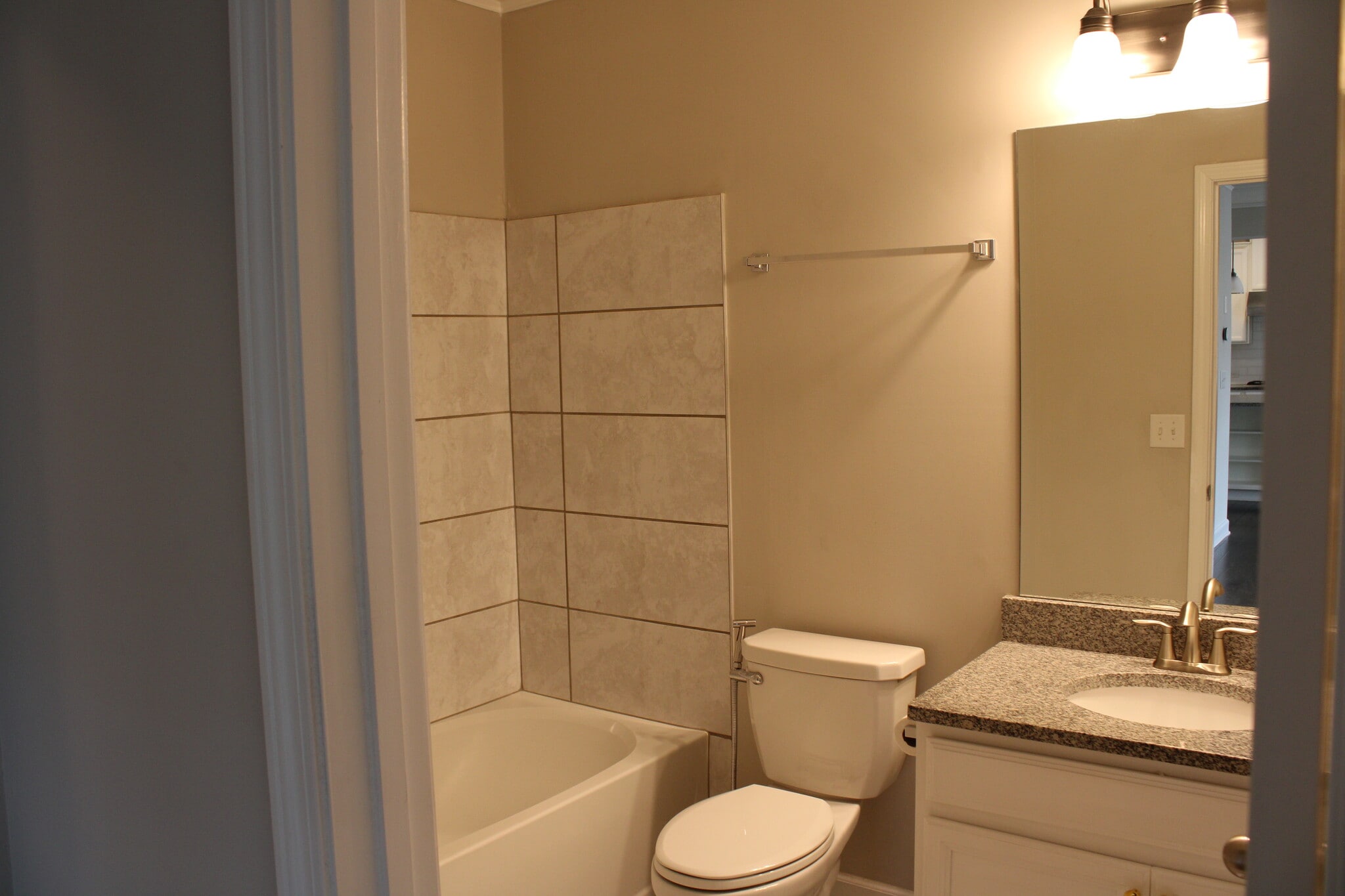Guest bathroom - 2940 Furlong Ct