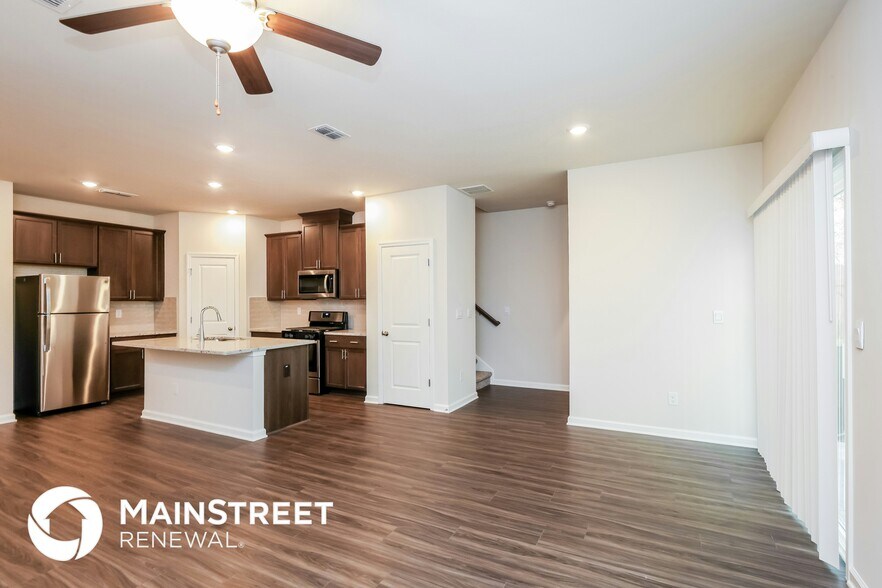 Building Photo - 205 Grayson Trl