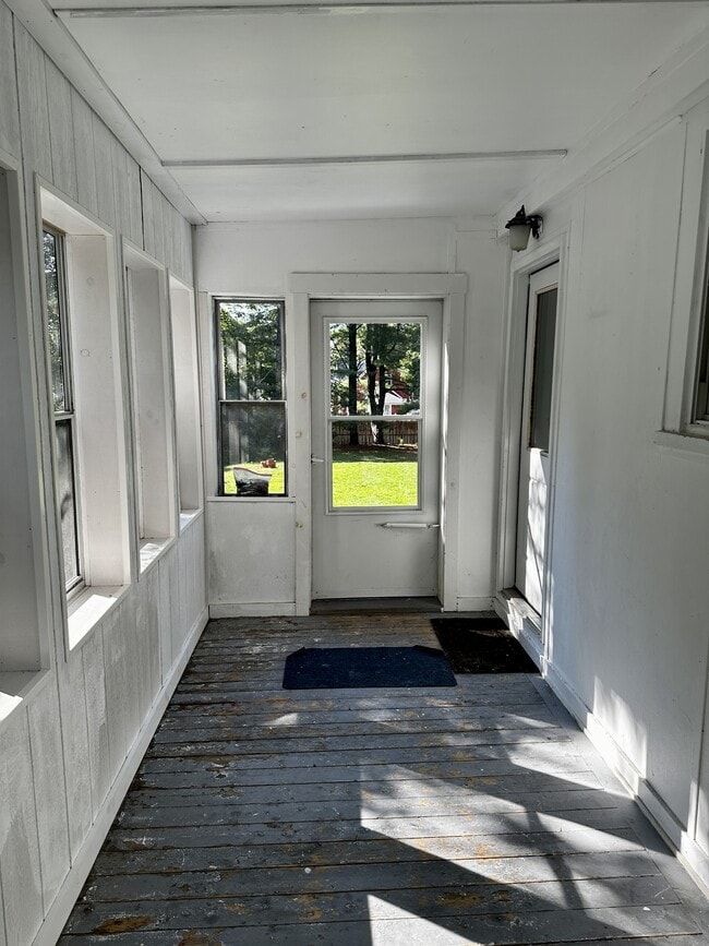 Building Photo - 21 Cottage St