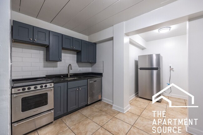 Primary Photo - 1360 W Touhy Ave