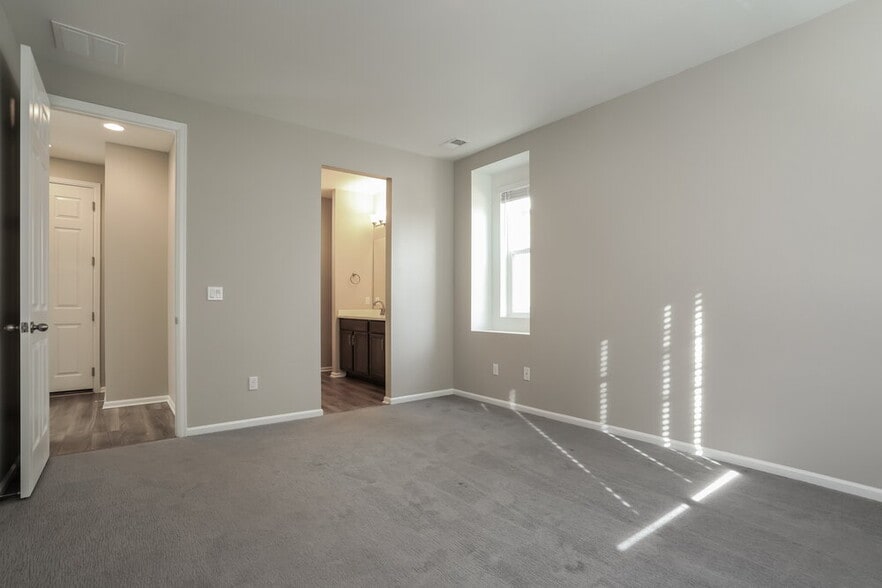 Building Photo - 17918 East 99th Pl