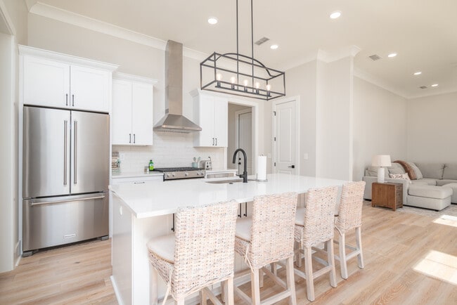 Building Photo - 55 Greystone Ct