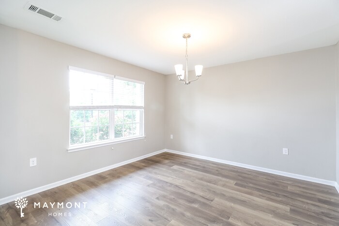 Building Photo - 1800 Windy Willow Ln