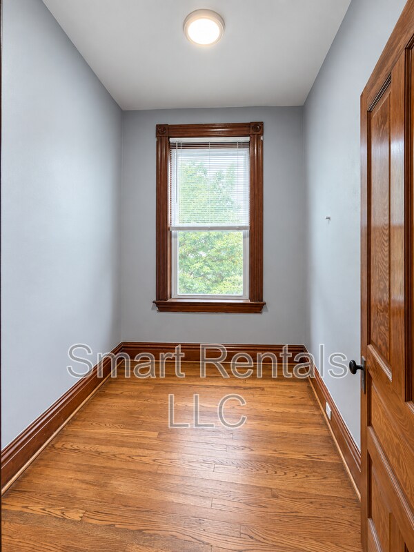 Building Photo - 3420 Dunnica Ave
