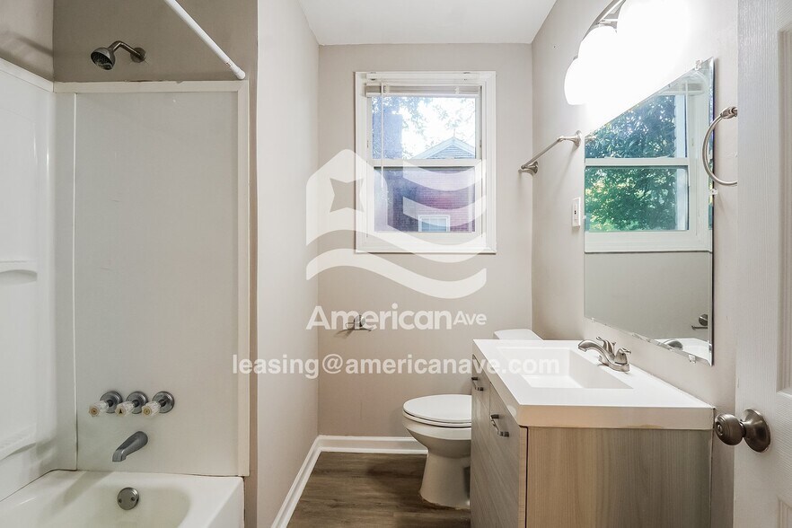 Building Photo - 3518 Wilmington Rd