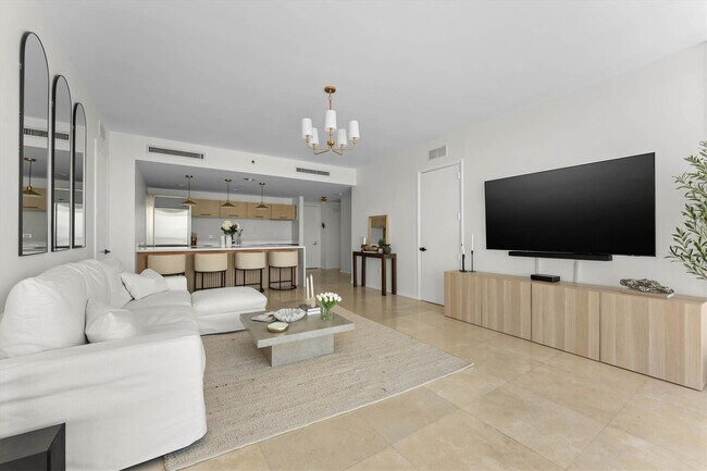 Building Photo - 1040 Biscayne Blvd