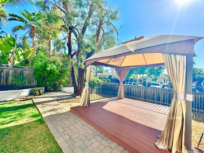Building Photo - Beautiful & Updated Two-Story on a Quiet Cul-De-Sac, Private Fenced Yard Space, & Just Minutes to...