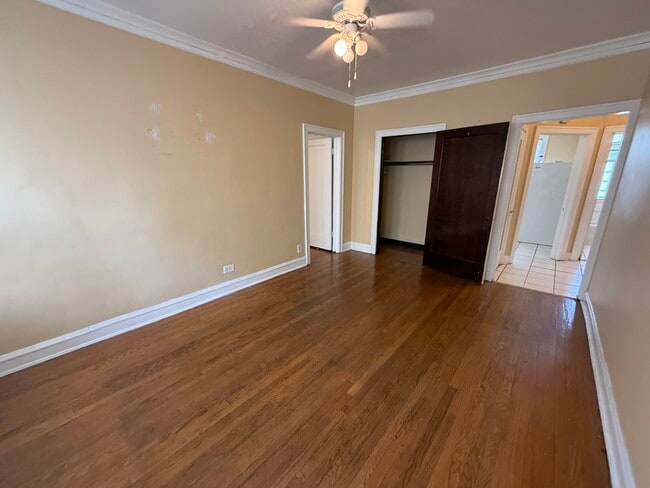 Building Photo - 2146 Gunderson Ave